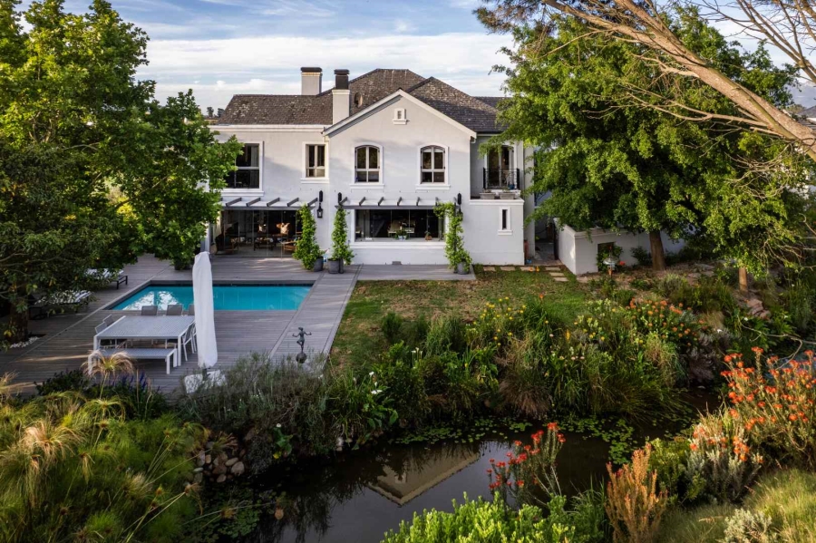 5 Bedroom Property for Sale in Val De Vie Estate Western Cape
